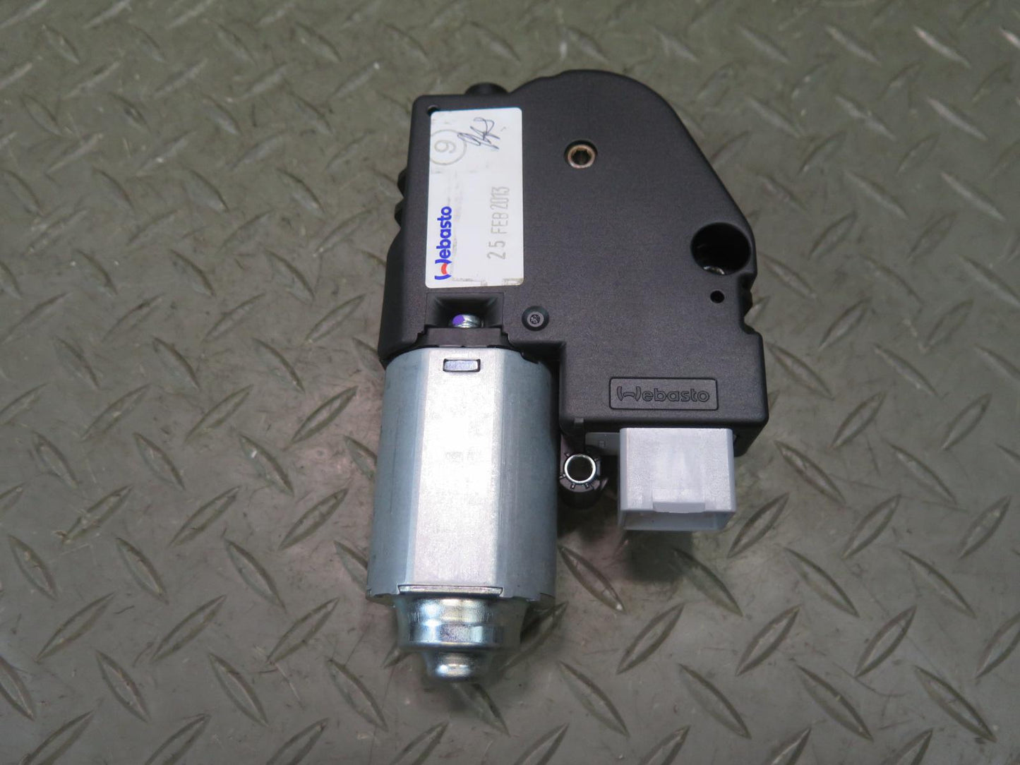 2012-2015 Range Rover Evoque L538 Sunroof Motor Drive Unit
