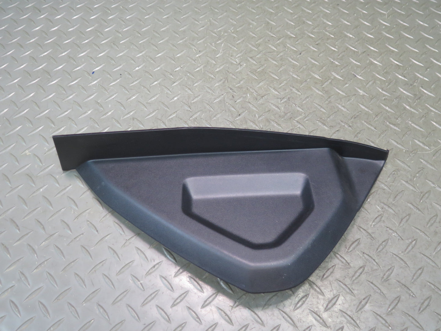 12-19 Range Rover Evoque L538 Dash Front Left & Right END Trim Cover Panel Set