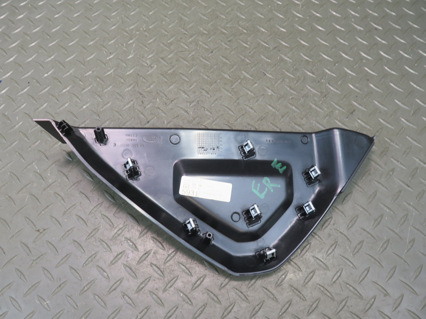 12-19 Range Rover Evoque L538 Dash Front Left & Right END Trim Cover Panel Set