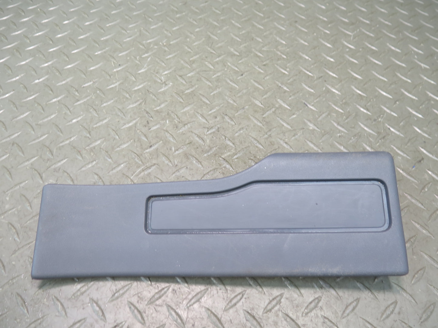 2012-2019 Range Rover Evoque L538 Rear Door Scuff Sill Plate Trim Panel Set of 2