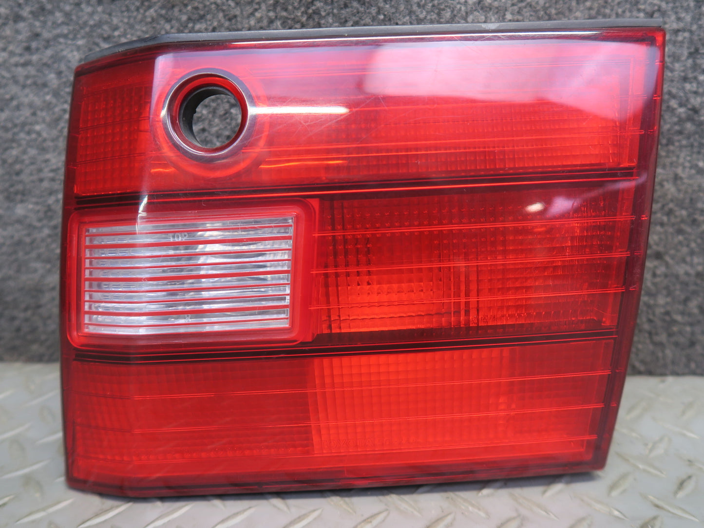 95-97 Toyota Celsior UCF20 Rear Right Inner Tail Light Lamp OEM