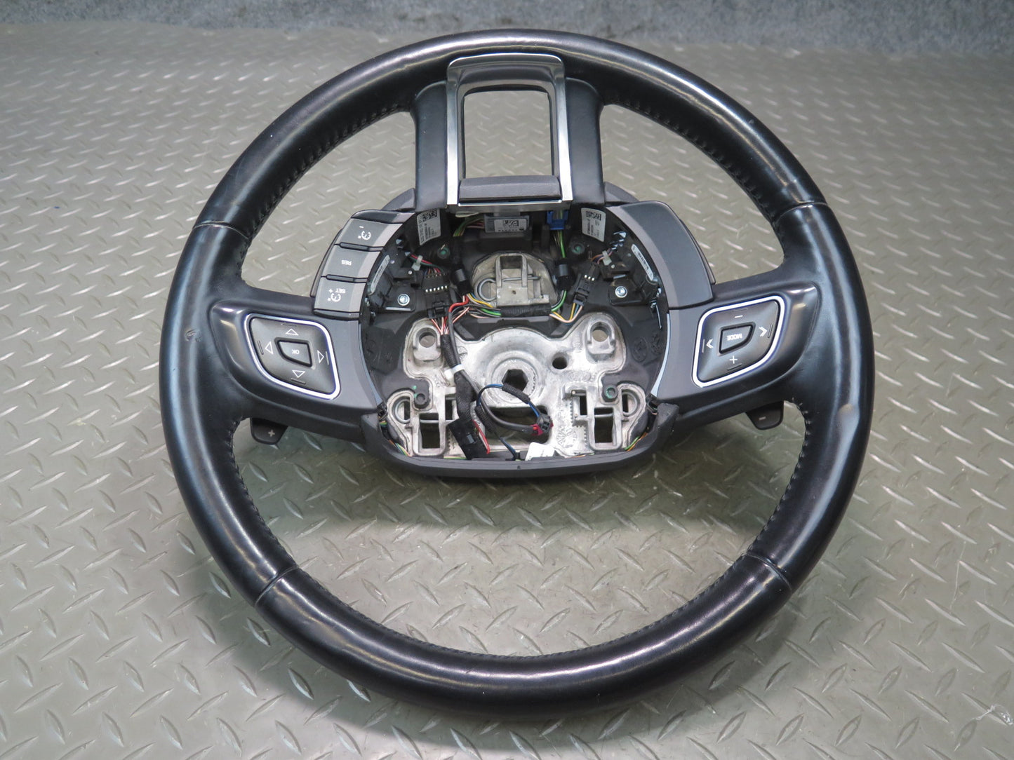 2012-2015 Range Rover Evoque L538 Leather Heated Steering w Controls & Paddles