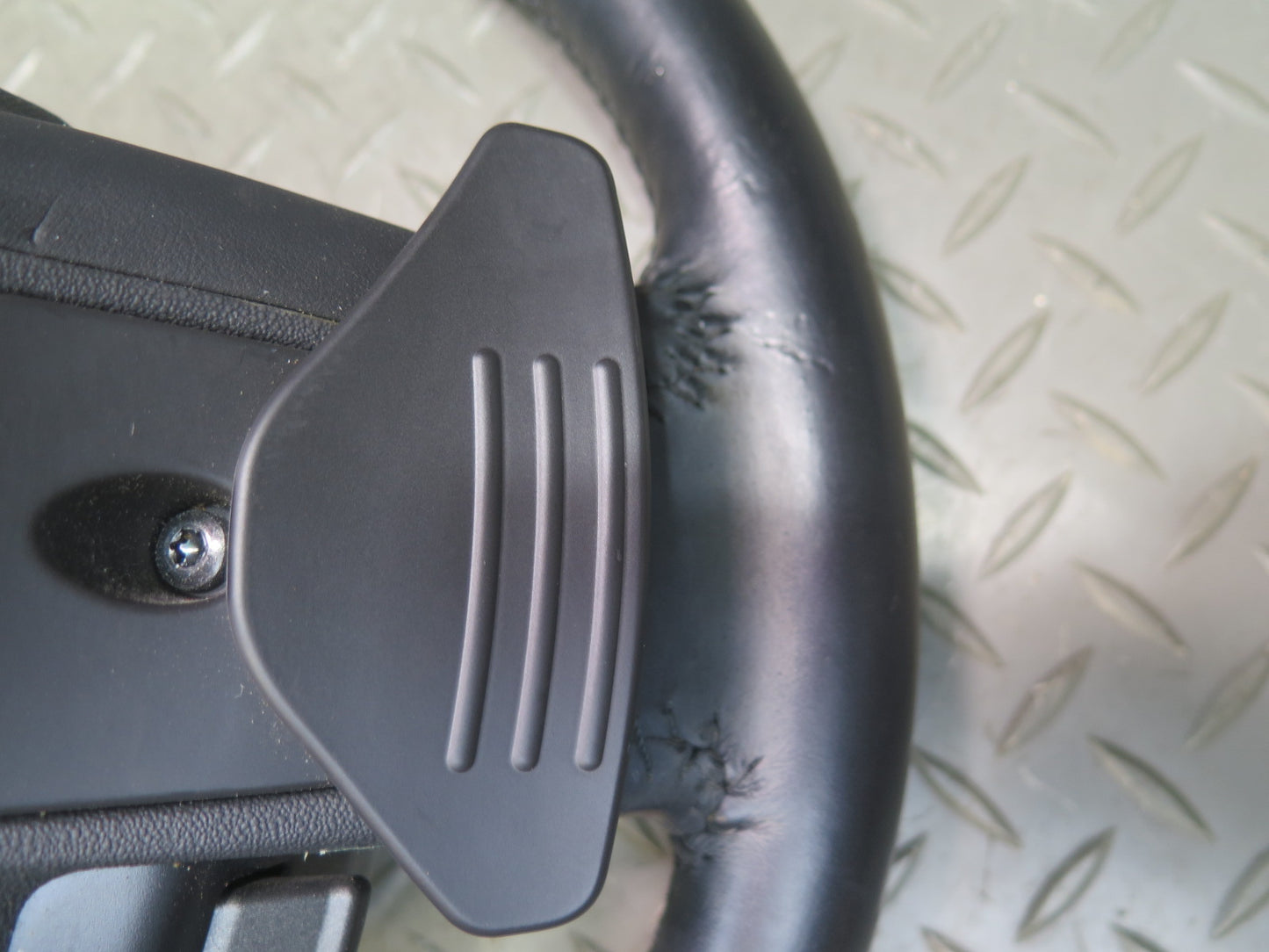 2012-2015 Range Rover Evoque L538 Leather Heated Steering w Controls & Paddles