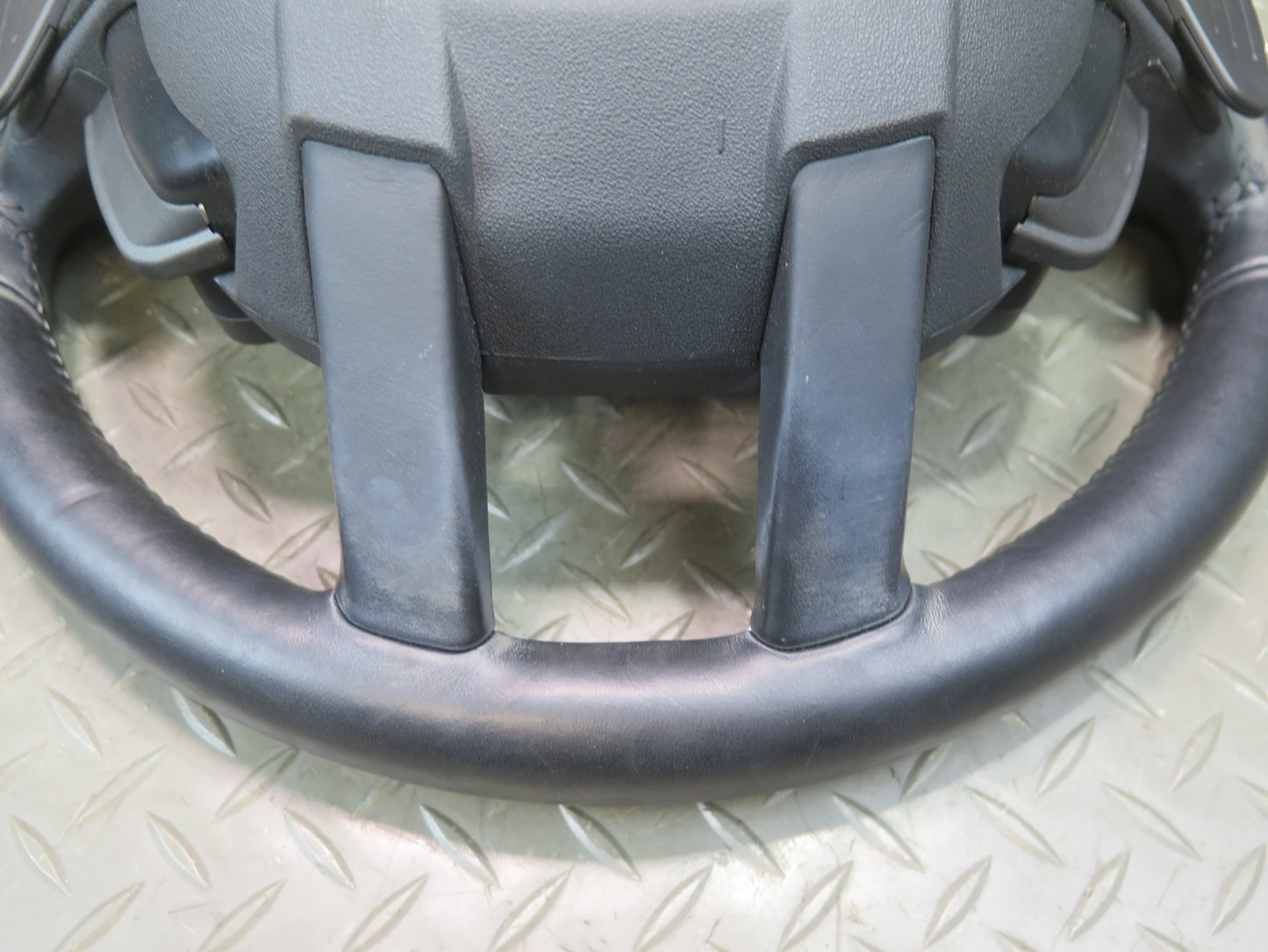 2012-2015 Range Rover Evoque L538 Leather Heated Steering w Controls & Paddles