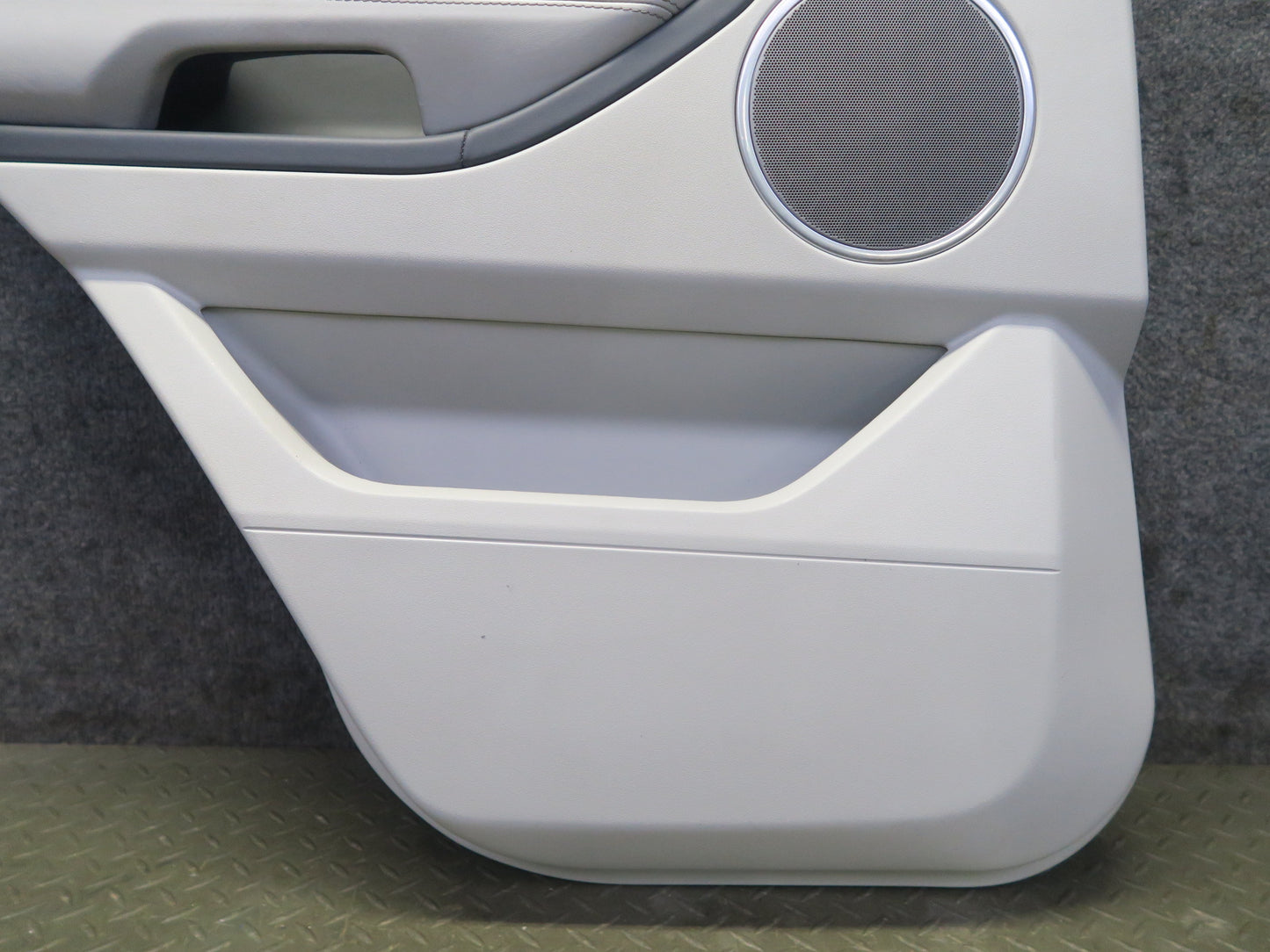 2012-2015 Range Rover Evoque L538 4DR Rear Door Interior Trim Panel Set of 2