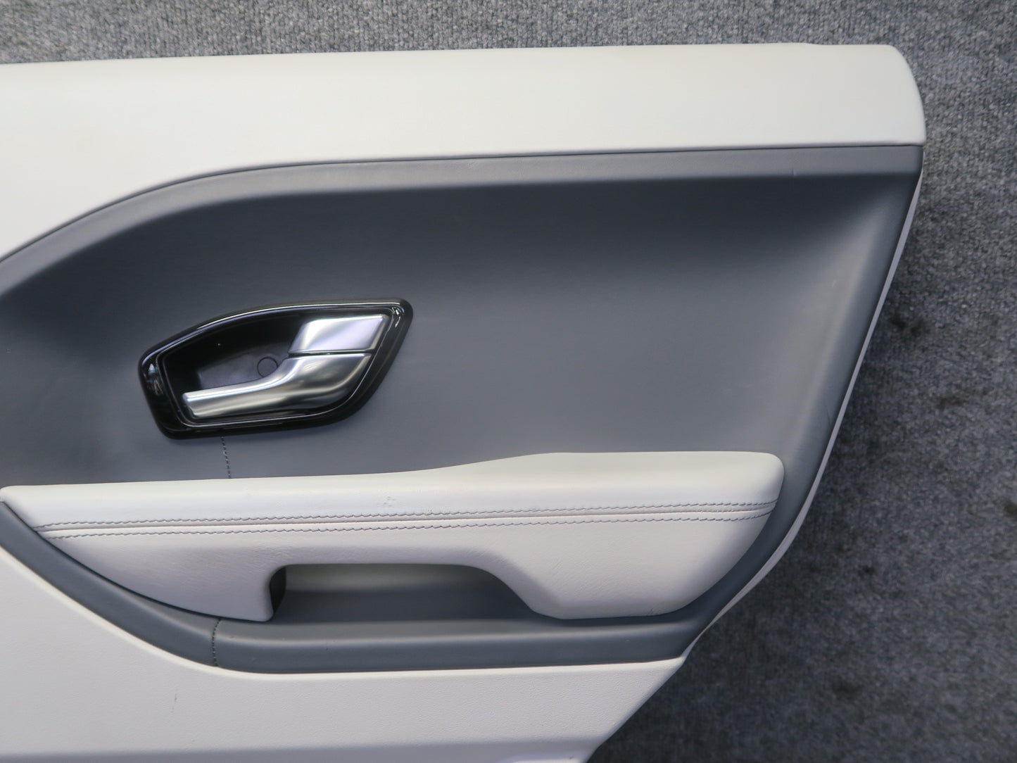2012-2015 Range Rover Evoque L538 4DR Rear Door Interior Trim Panel Set of 2