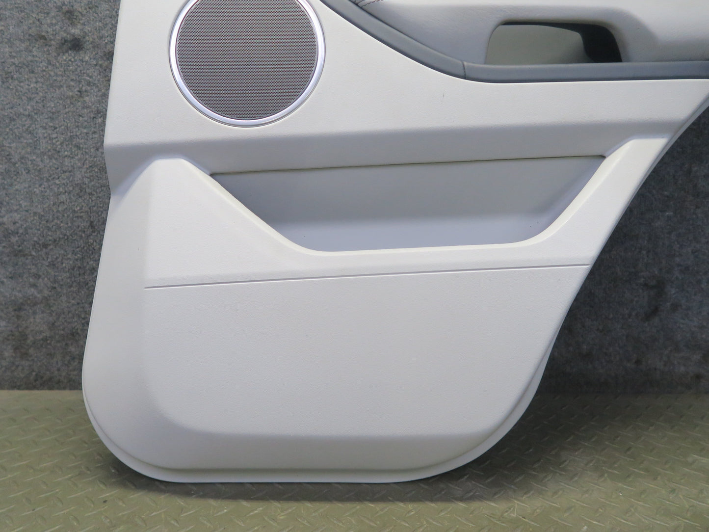 2012-2015 Range Rover Evoque L538 4DR Rear Door Interior Trim Panel Set of 2