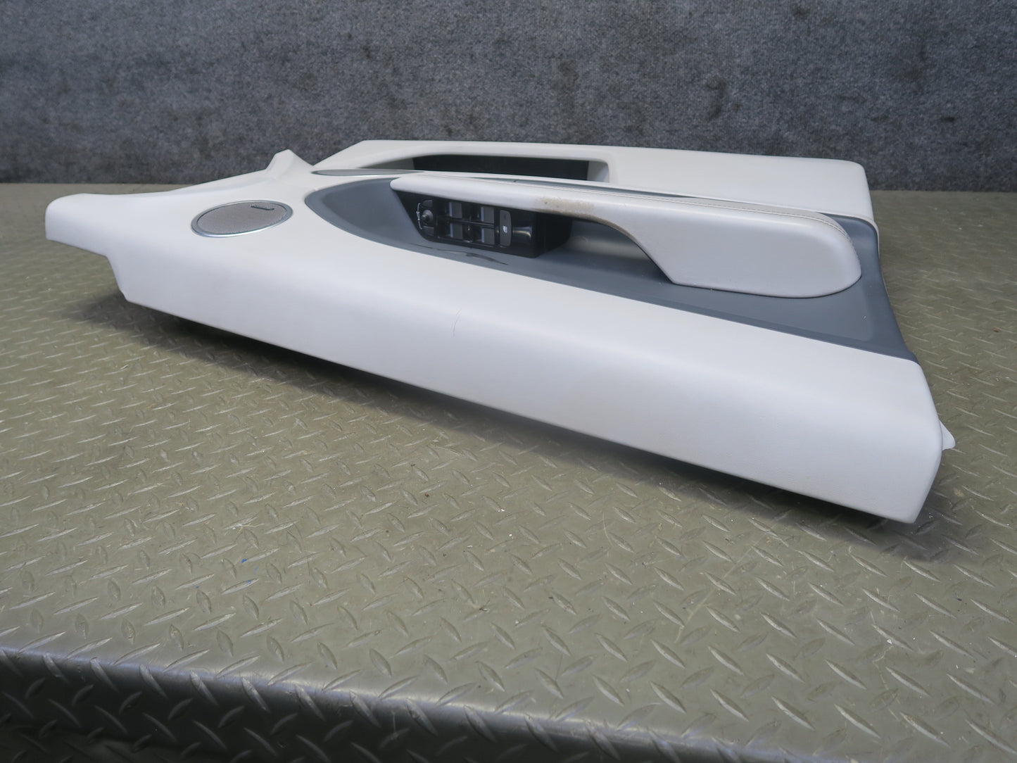 2012-2015 Range Rover Evoque L538 4DR Front Door Interior Trim Panel Set of 2