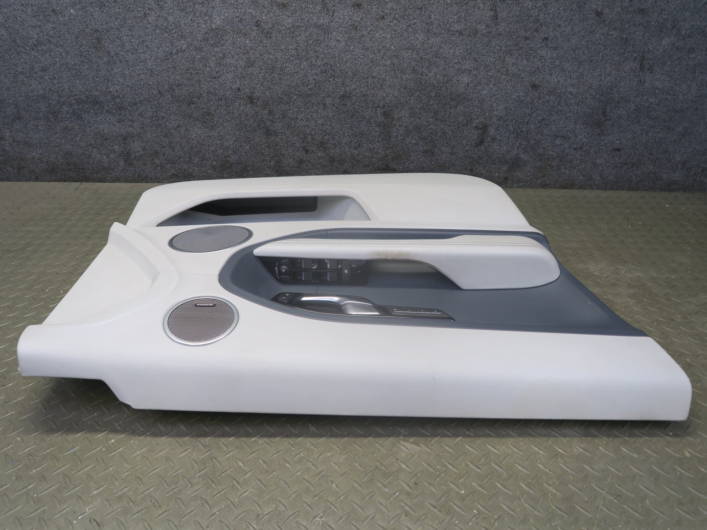 2012-2015 Range Rover Evoque L538 4DR Front Door Interior Trim Panel Set of 2