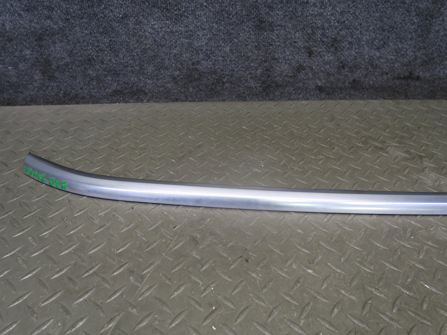 2012-2019 Range Rover Evoque L538 Rear Trunk Tailgate Center Molding Trim Panel