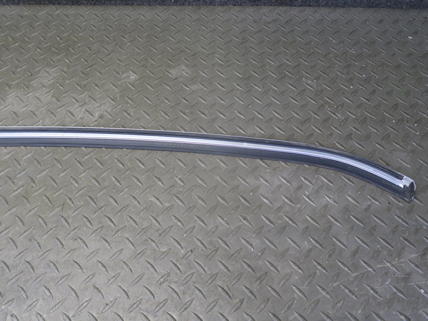 2012-2019 Range Rover Evoque L538 Rear Trunk Tailgate Center Molding Trim Panel