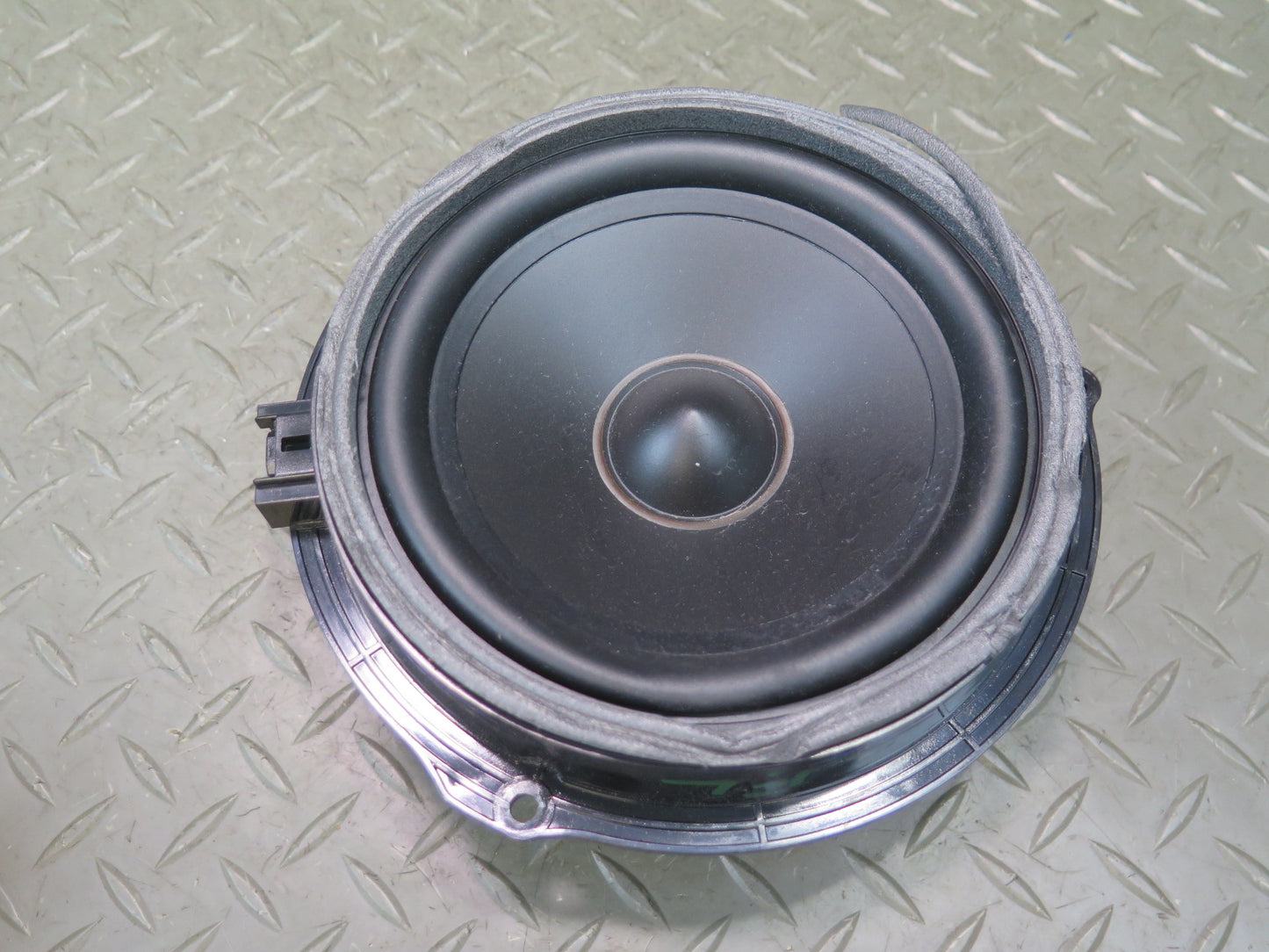 2012-2019 Range Rover Evoque L538 Front or Rear Door Speaker Set of 2