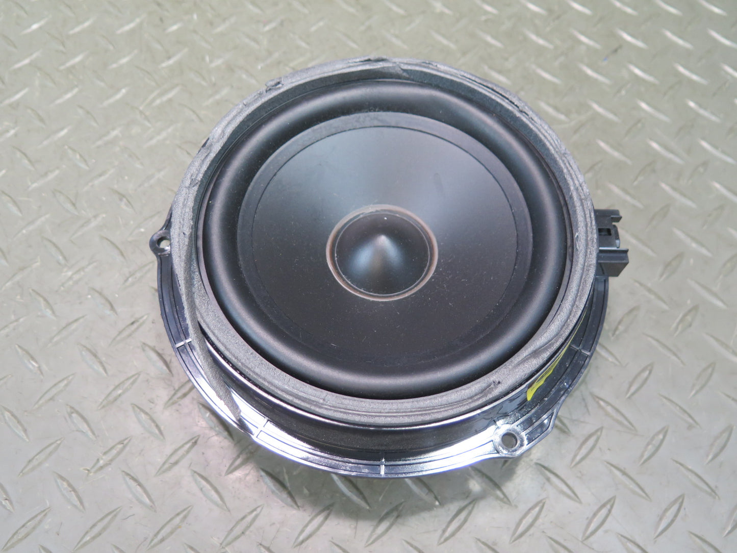 2012-2019 Range Rover Evoque L538 Front or Rear Door Speaker Set of 2