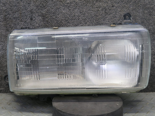 1991-1993 Toyota Land Cruiser FJ80 Front Right Headlight Lamp