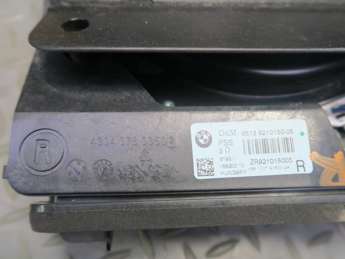 14-16 BMW F30 F32 F34 335i Left & Right Under Seat Hi-fi Subwoofer Speaker Set