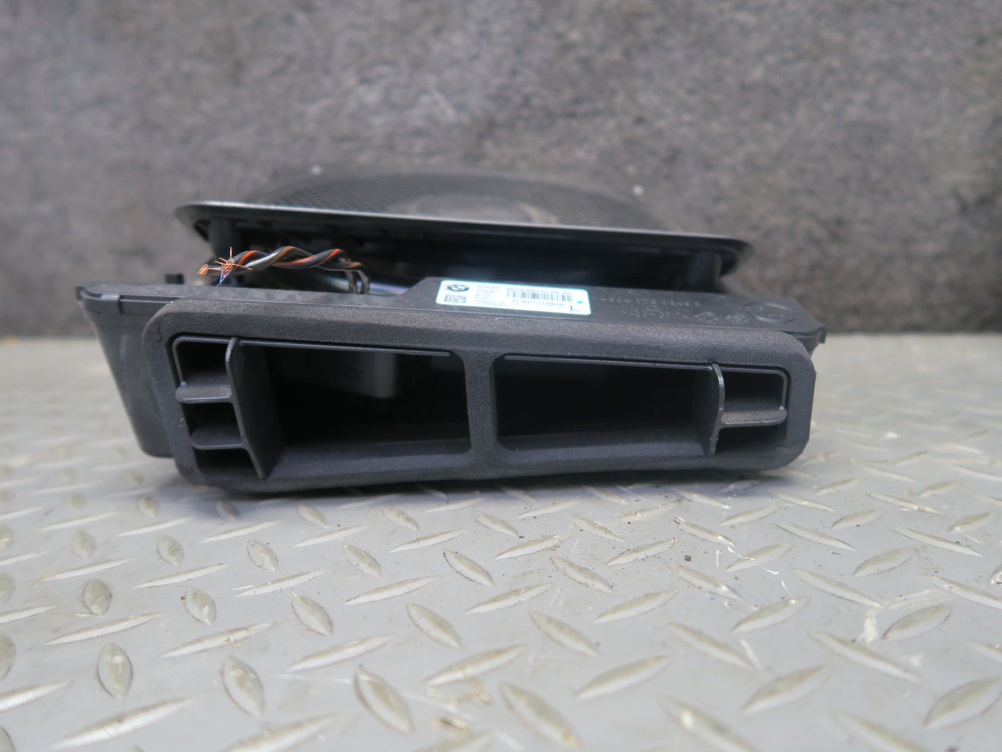 14-16 BMW F30 F32 F34 335i Left & Right Under Seat Hi-fi Subwoofer Speaker Set