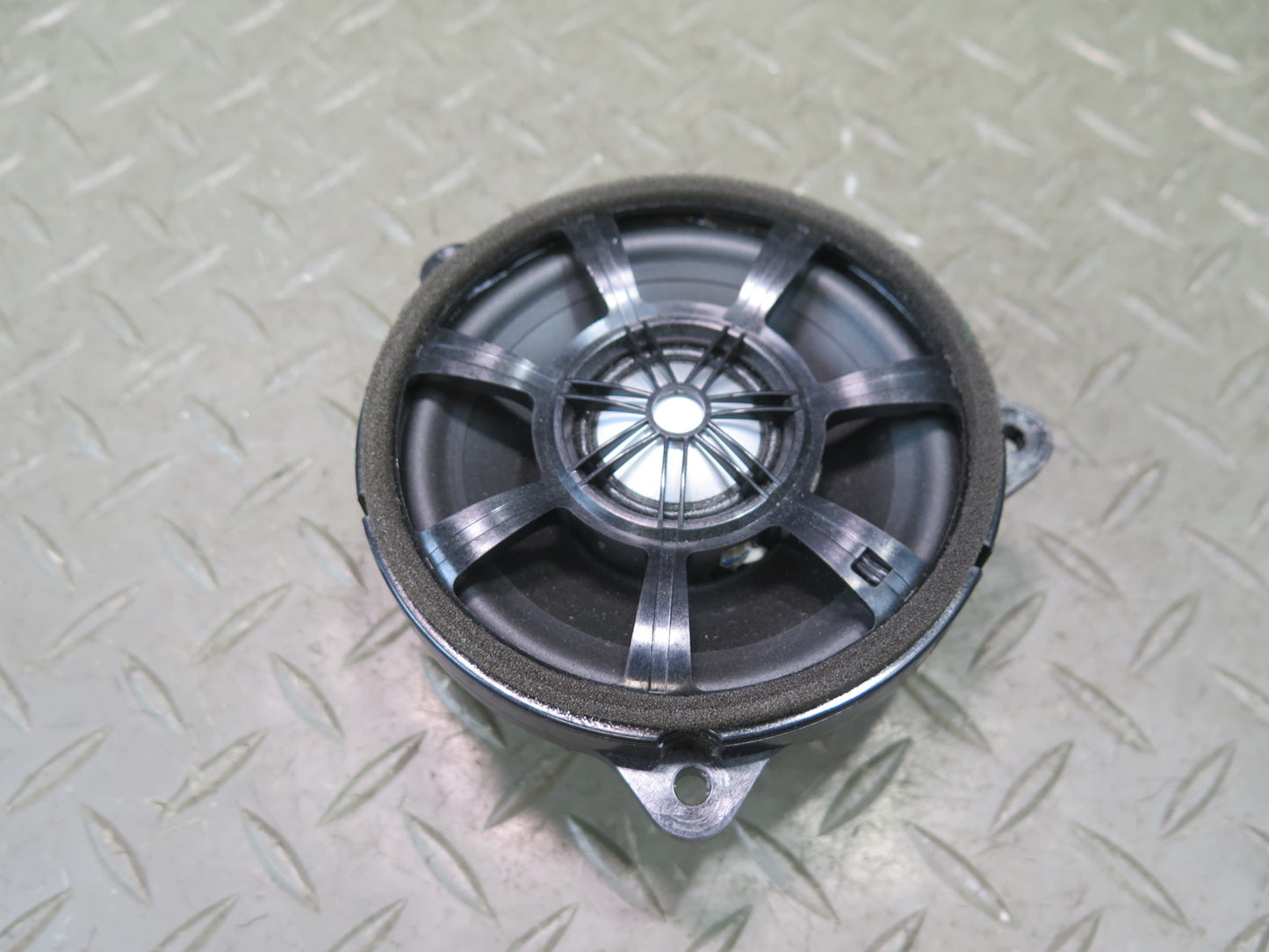 2012-2015 Range Rover Evoque L538 Left or Right Door Audio Speaker BJ32-18808-DB