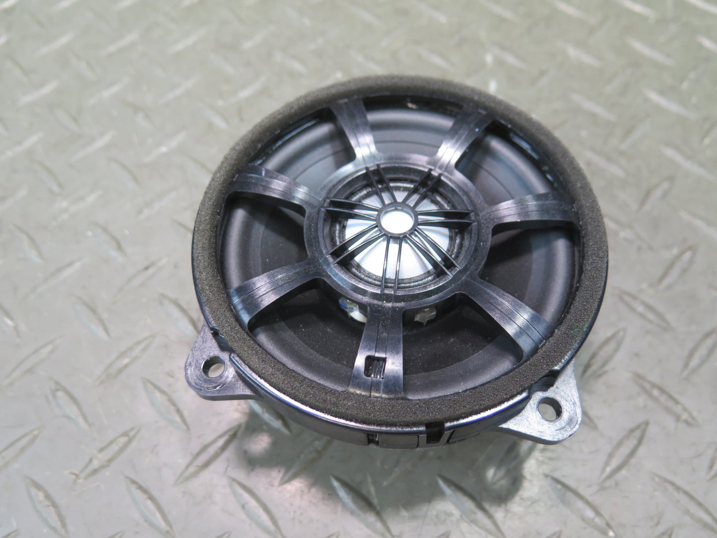 2012-2015 Range Rover Evoque L538 Left or Right Door Audio Speaker BJ32-18808-DB
