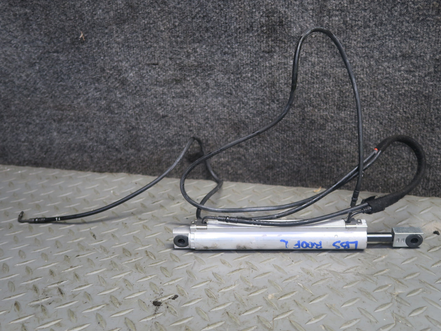 2012-2018 BMW F12 M6 Convertible TOP Roof Hydraulic Shock Cylinder Hose Line Set