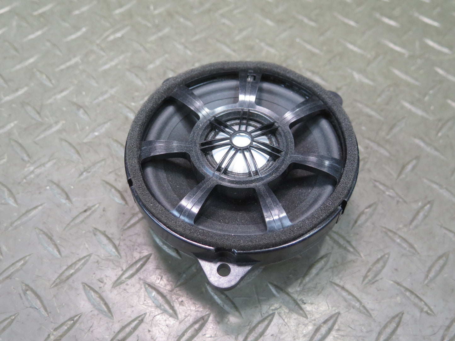 2012-2019 Range Rover Evoque L538 Rear Left & Right Door Speaker Set of 2