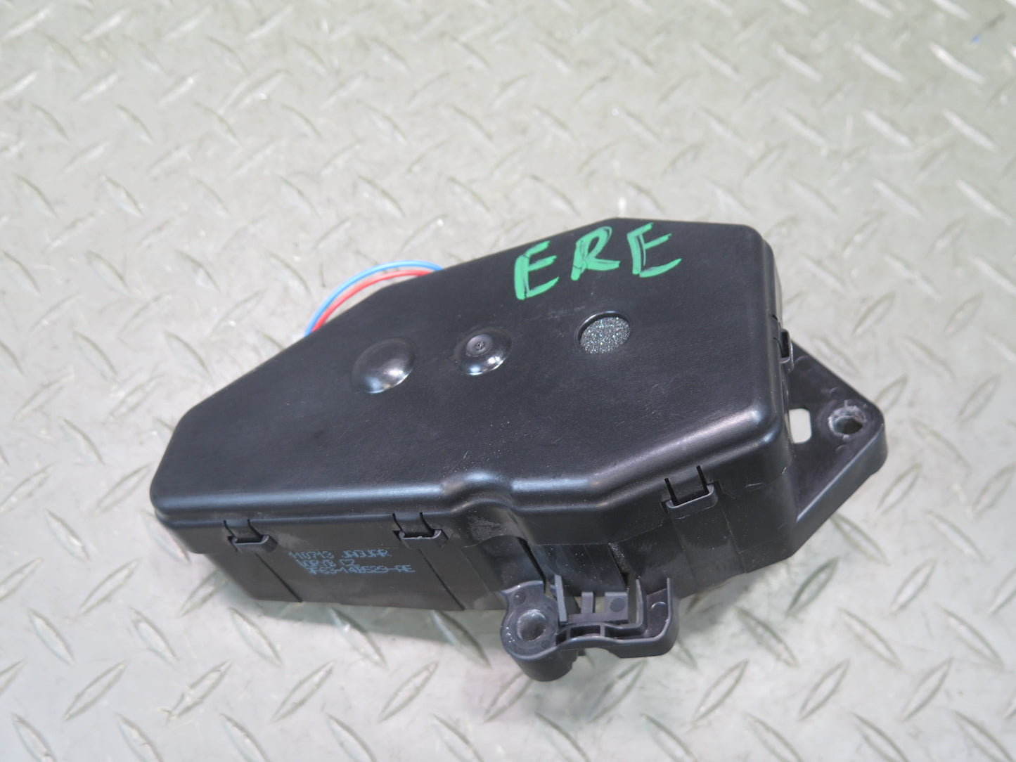 2012-2019 Range Rover Evoque L538 Rear Trunk Lid Lock Latch Actuator Motor