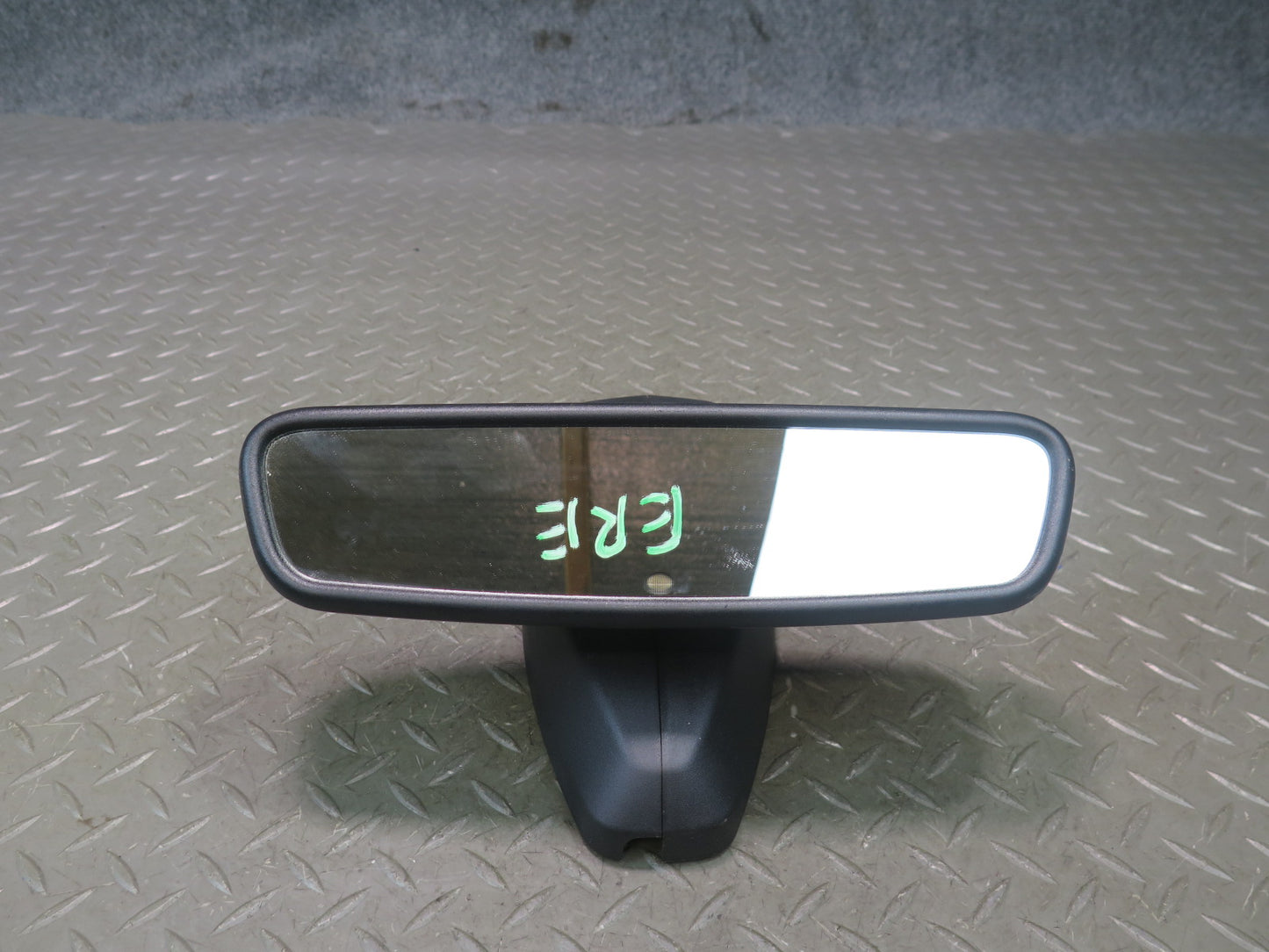 2012-2013 Range Rover Evoque L538 Auto Dim Interior Rear View Mirror w Homelink