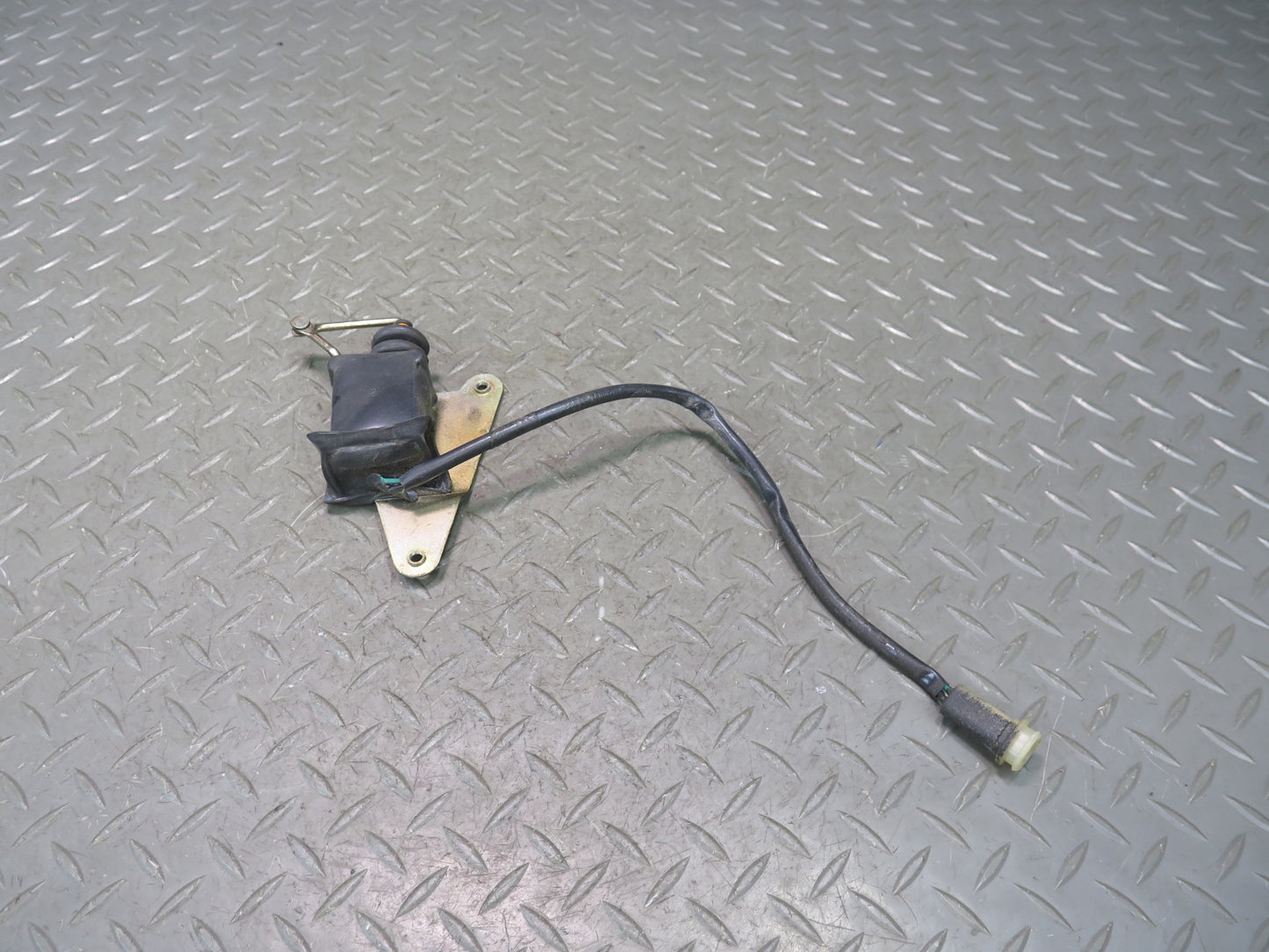 79-83 Datsun S130 280ZX Left Driver Side Power Door Lock Actuator OEM