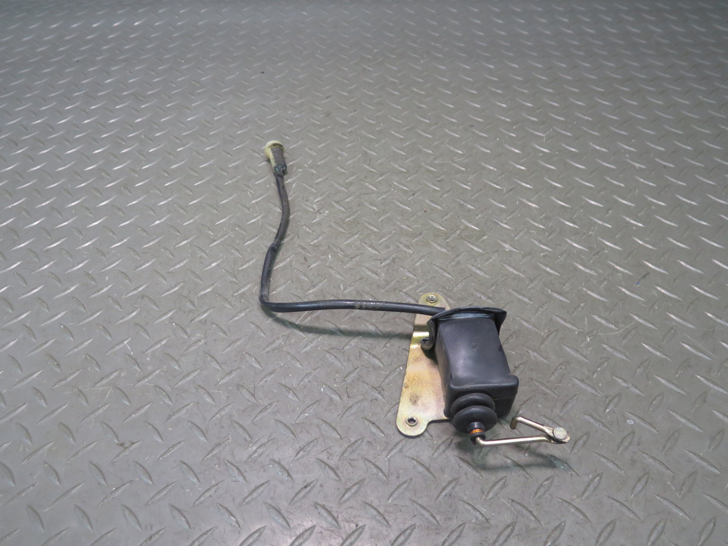79-83 Datsun S130 280ZX Left Driver Side Power Door Lock Actuator OEM