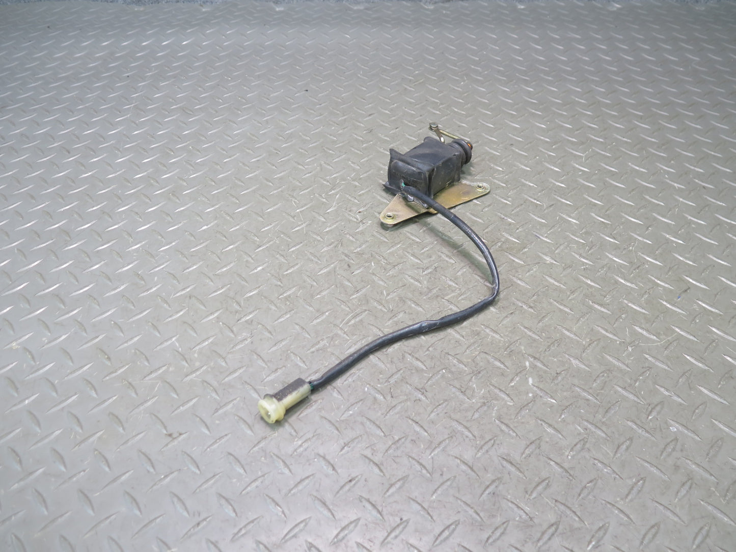 79-83 Datsun S130 280ZX Left Driver Side Power Door Lock Actuator OEM