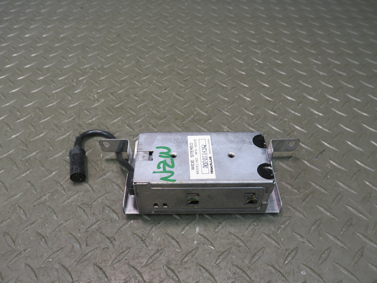 81-83 Datsun 280ZX S130 Wide Stereo Radio Module Unit WS-4001Z OEM