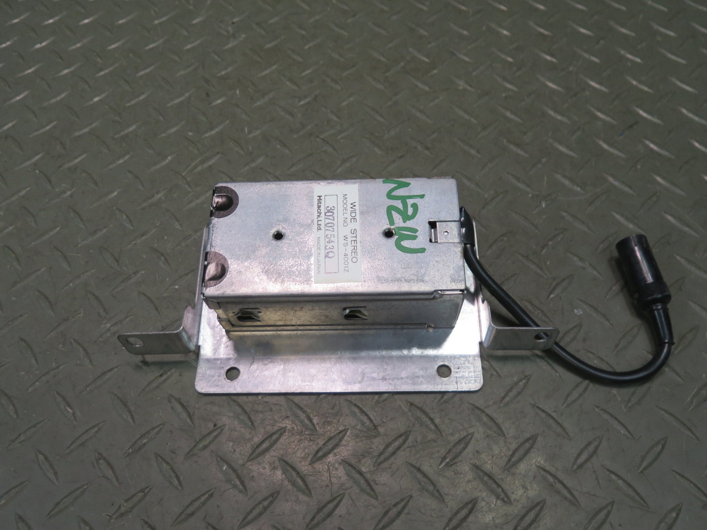 81-83 Datsun 280ZX S130 Wide Stereo Radio Module Unit WS-4001Z OEM