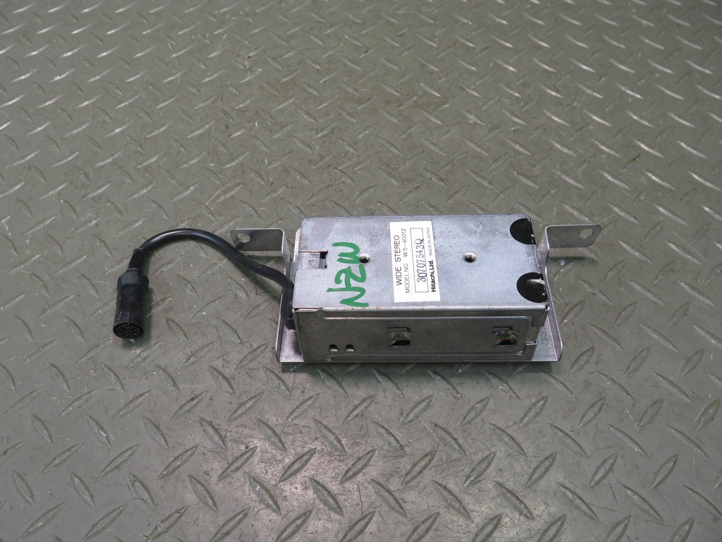 81-83 Datsun 280ZX S130 Wide Stereo Radio Module Unit WS-4001Z OEM