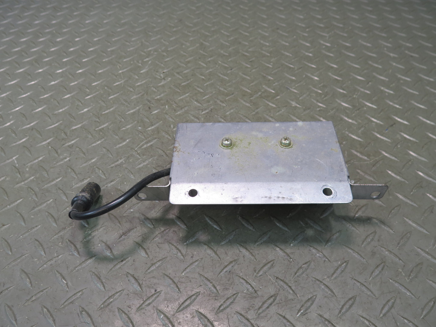 81-83 Datsun 280ZX S130 Wide Stereo Radio Module Unit WS-4001Z OEM