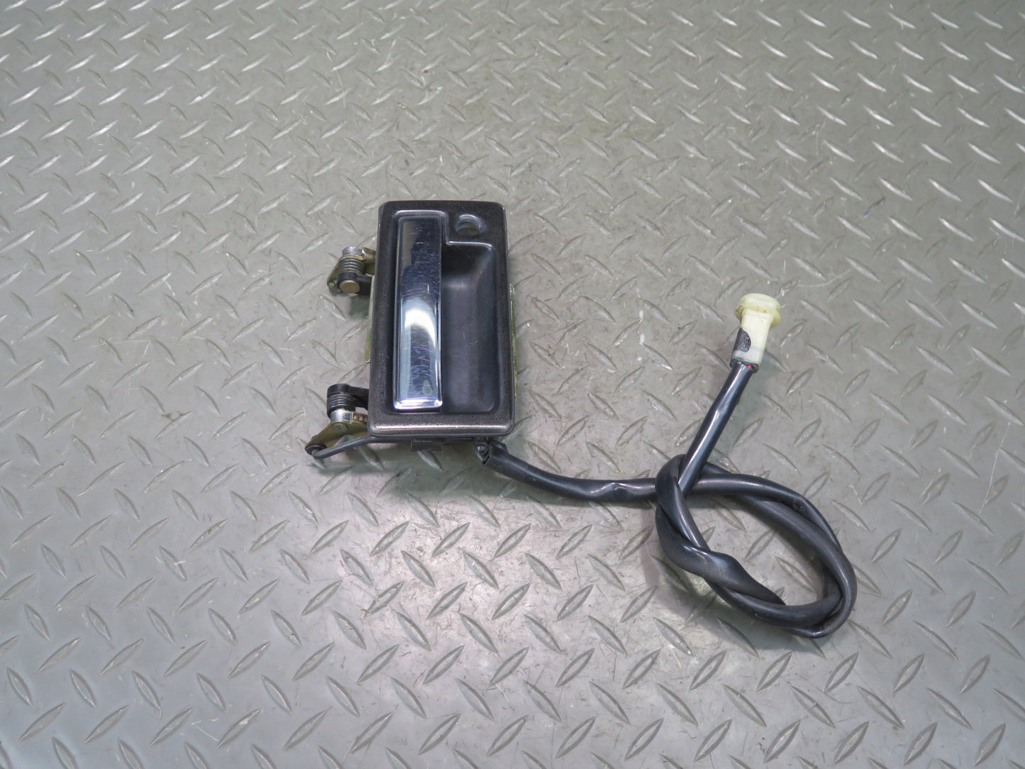 79-83 Datsun S130 280ZX 2+0 Left Door Exterior Handle w Wire Gray OEM
