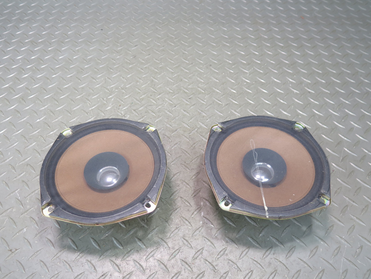 82-83 Datsun 280ZX S130 2+0 Rear Right & Left Hitachi Audio Speaker Set OEM