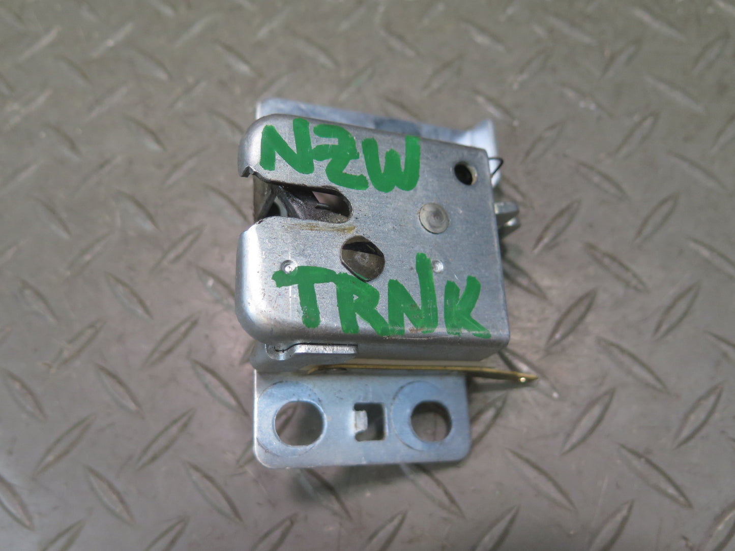 79-83 Datsun 280ZX S130 Rear Hatch Trunk Lid Lock Latch OEM