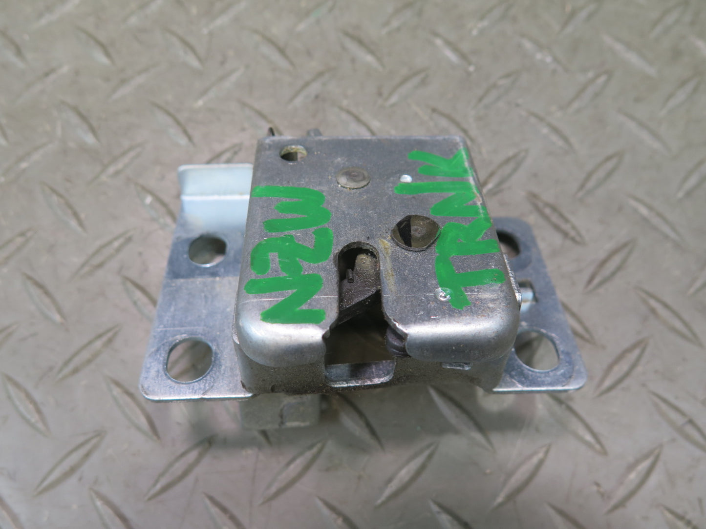 79-83 Datsun 280ZX S130 Rear Hatch Trunk Lid Lock Latch OEM