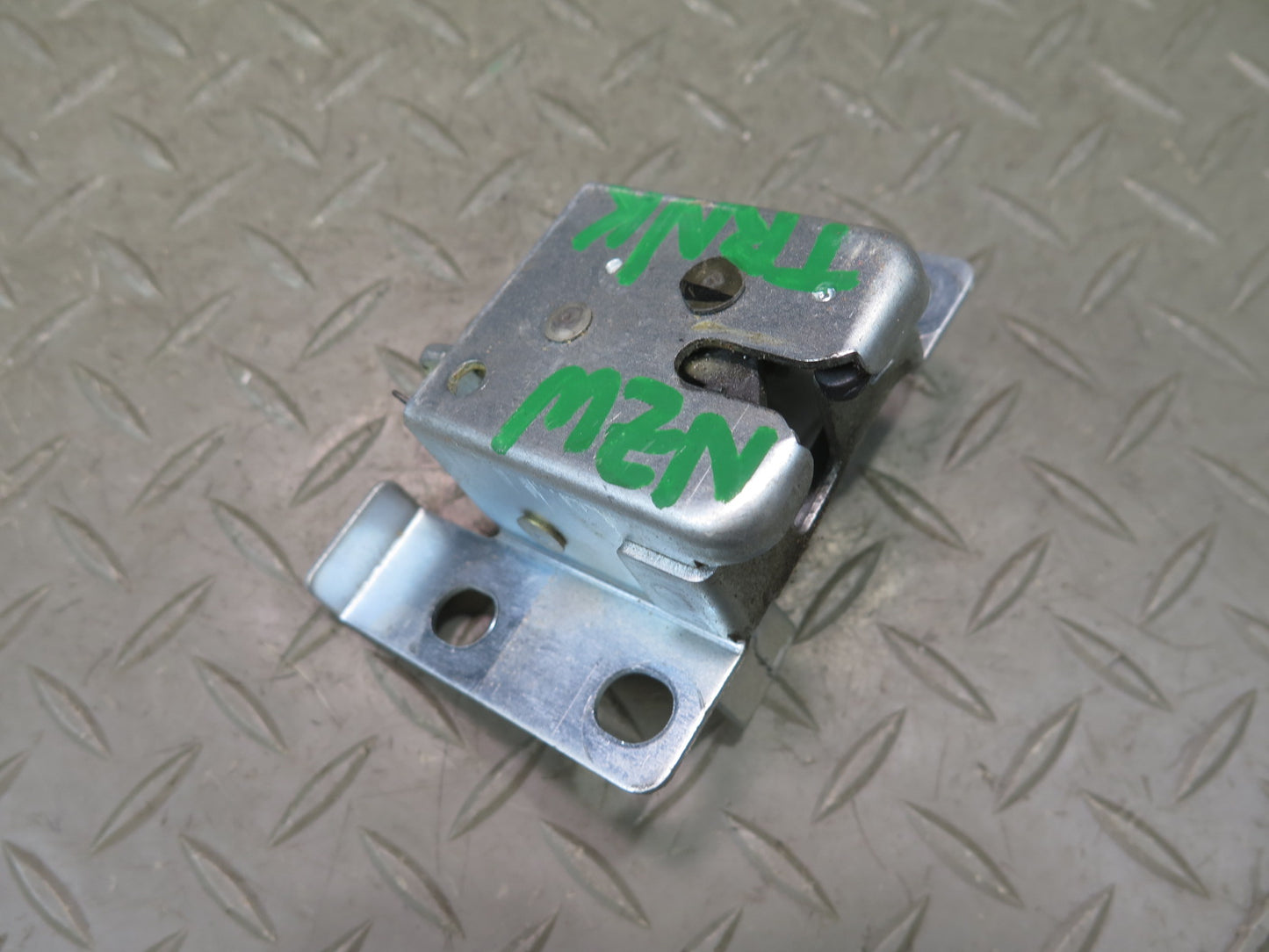 79-83 Datsun 280ZX S130 Rear Hatch Trunk Lid Lock Latch OEM