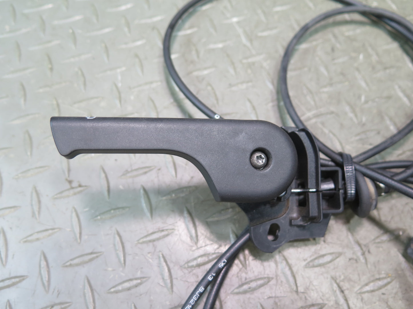 2012-2019 Range Rover Evoque L538 Front Hood Lock Latch Cable Set
