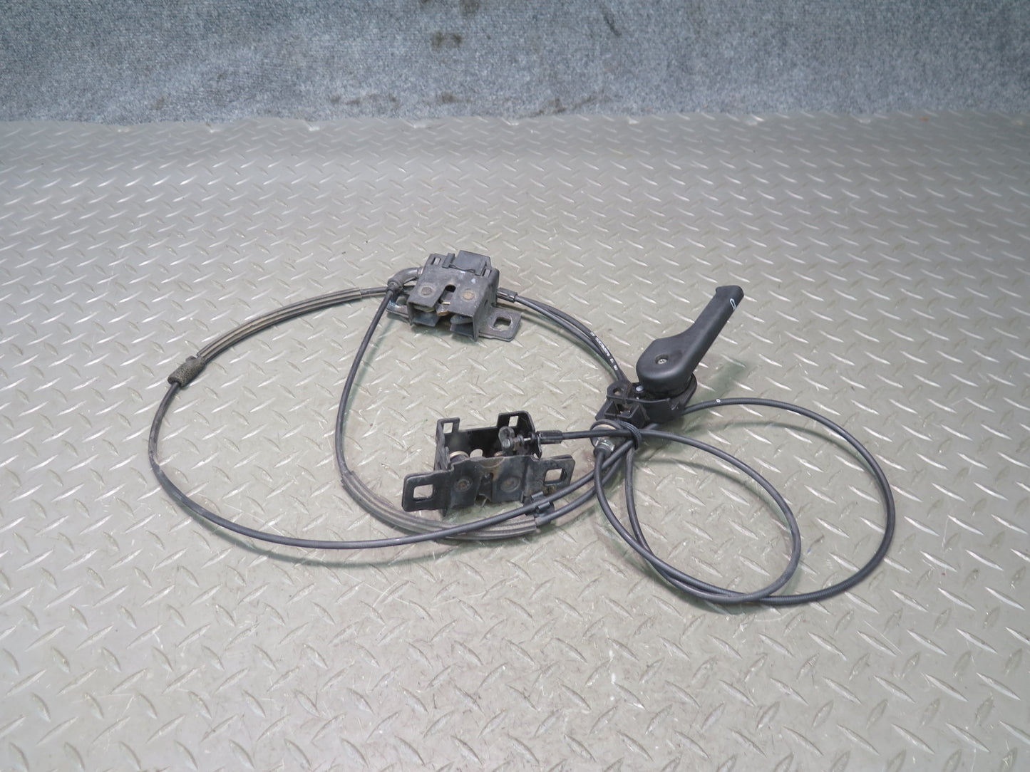 2012-2019 Range Rover Evoque L538 Front Hood Lock Latch Cable Set