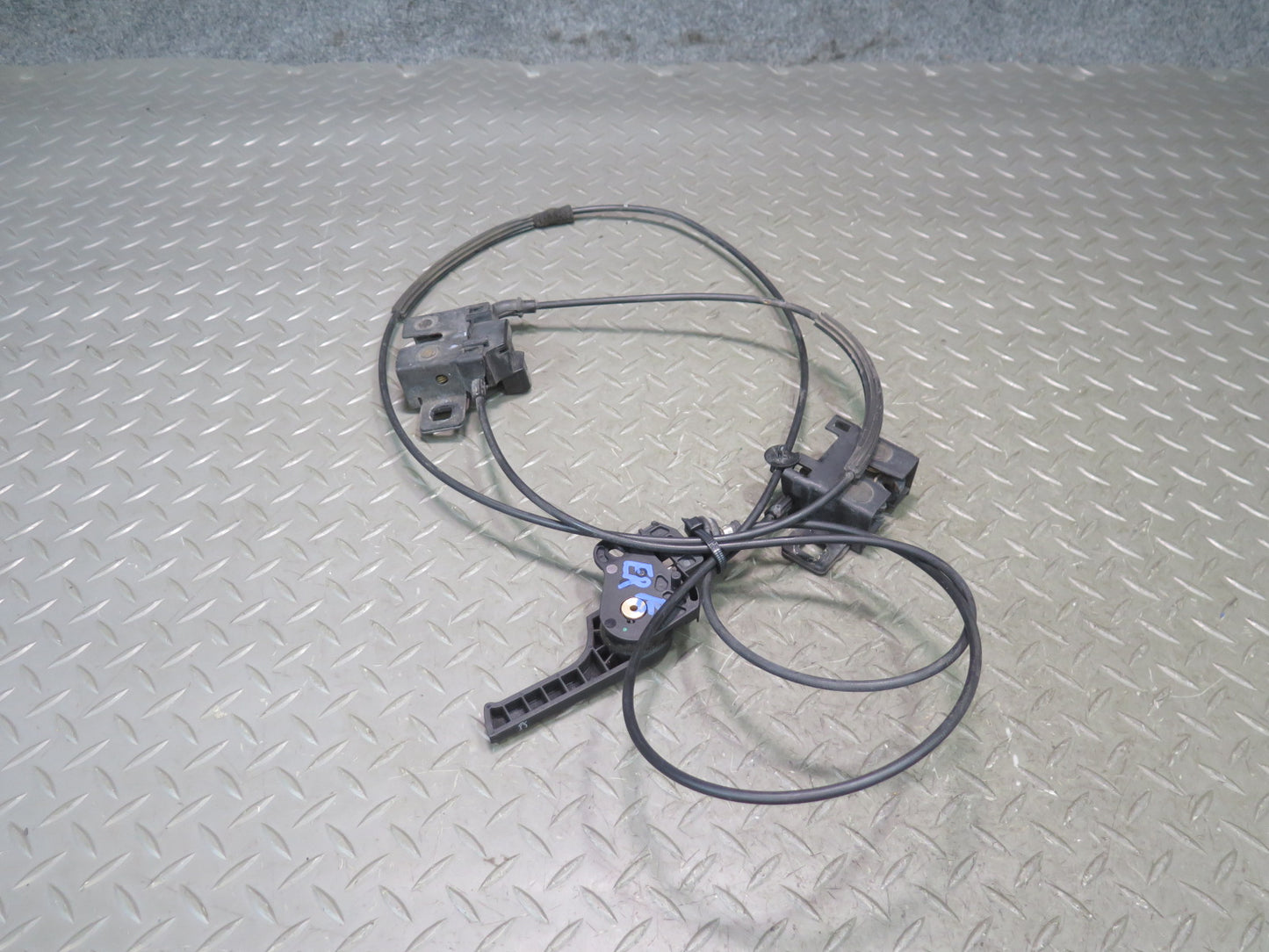 2012-2019 Range Rover Evoque L538 Front Hood Lock Latch Cable Set