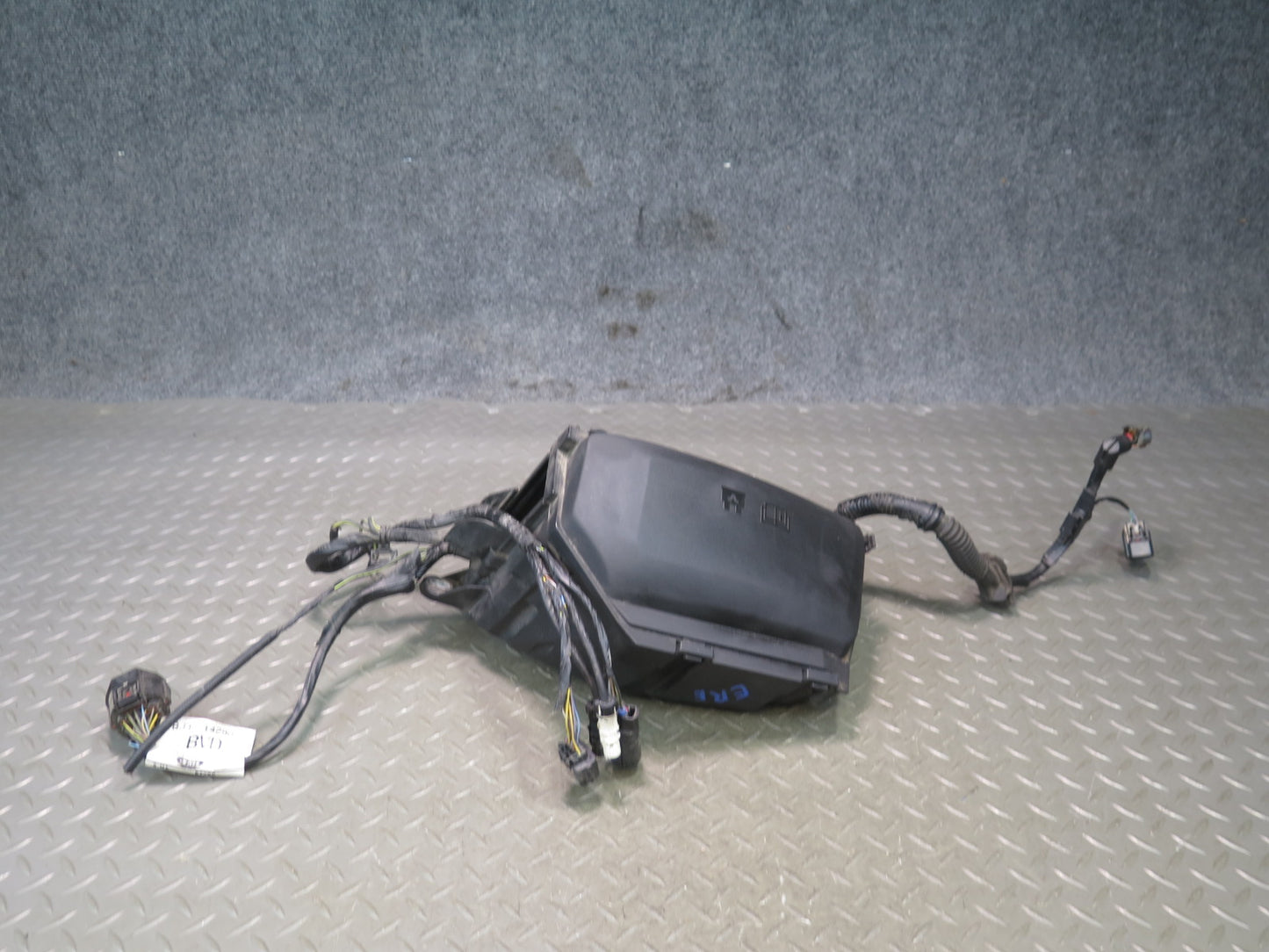 2012-2015 Range Rover Evoque L538 Engine Bay Fuse Relay Box Module