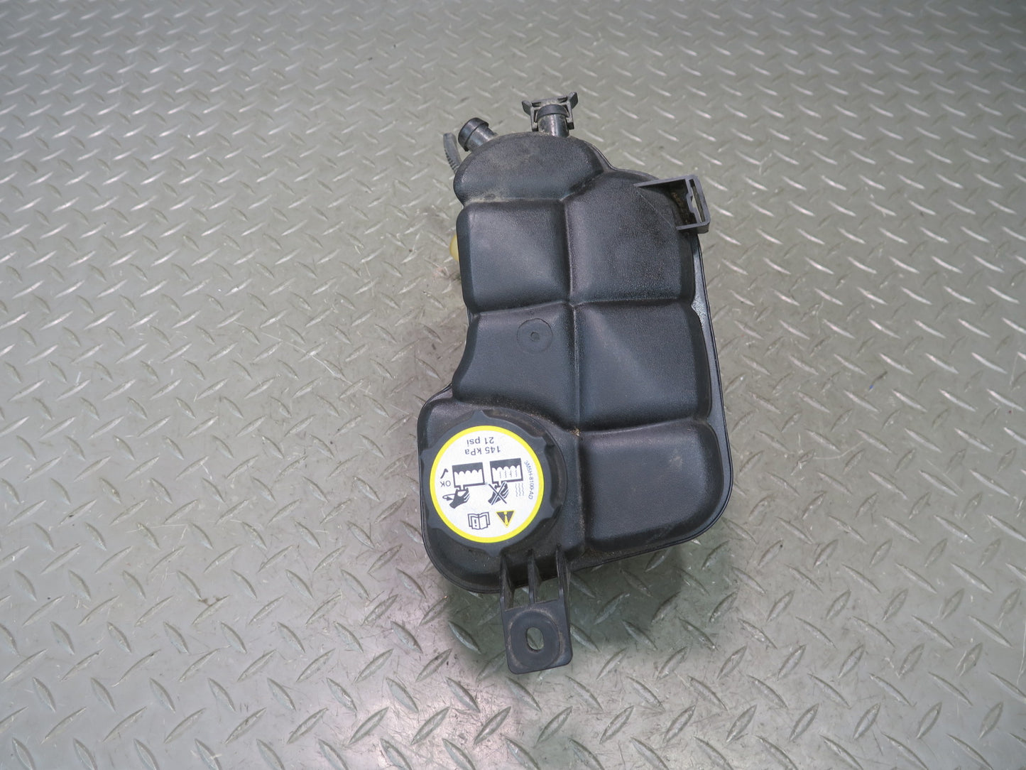 2012-2019 Range Rover Evoque L538 Engine Expansion Overflow Reservoir Tank
