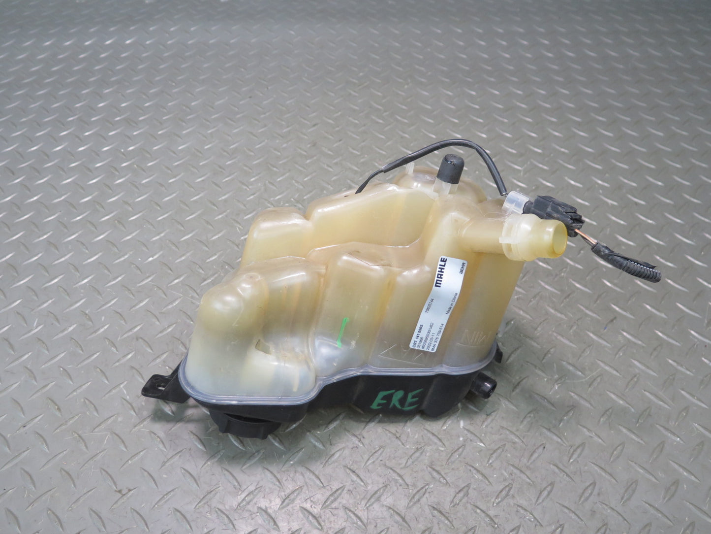 2012-2019 Range Rover Evoque L538 Engine Expansion Overflow Reservoir Tank