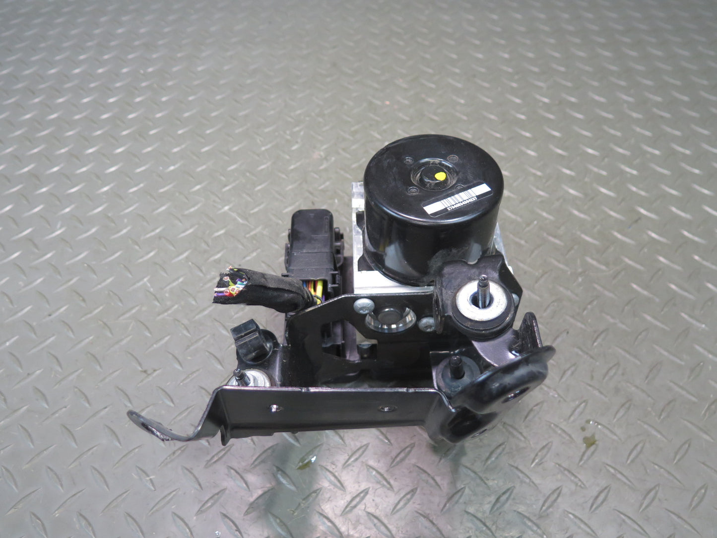 2012-2013 Range Rover Evoque L538 Anti  Lock Brake ABS Pump Module BJ32-2C405-AG