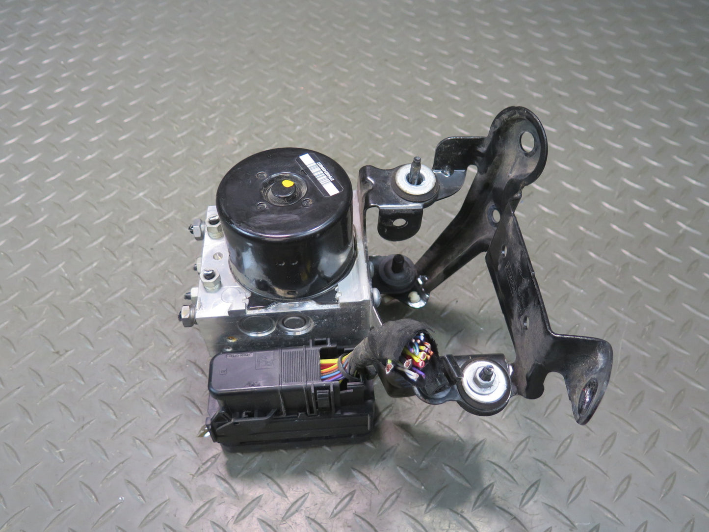 2012-2013 Range Rover Evoque L538 Anti  Lock Brake ABS Pump Module BJ32-2C405-AG