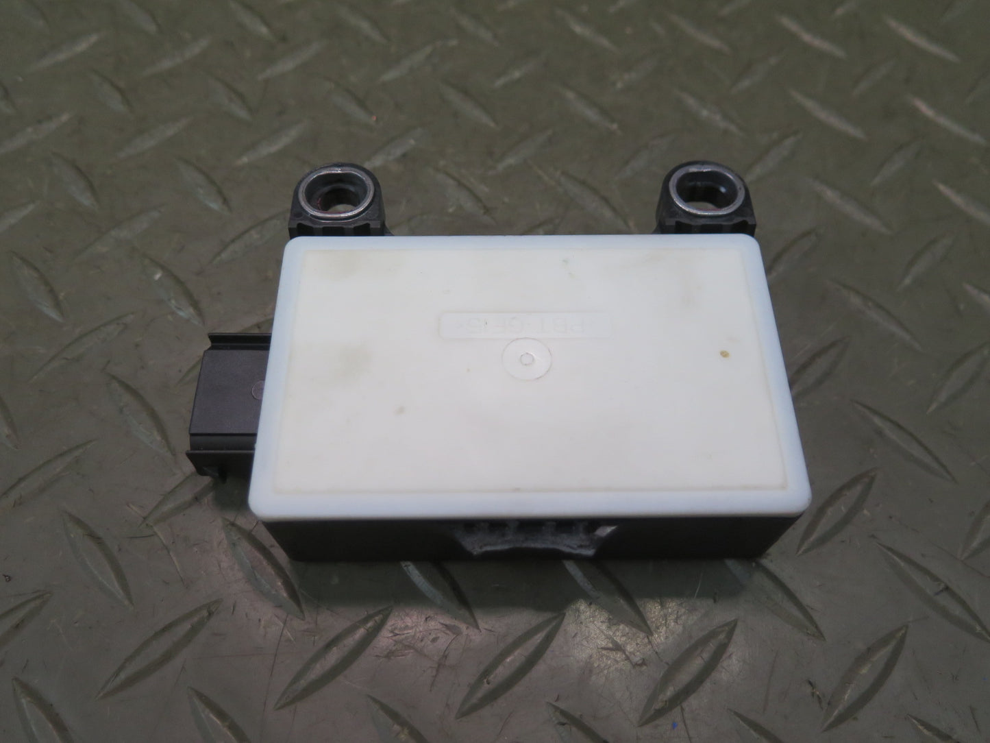 2012-2014 Range Rover Evoque L538 YAW Turn Rate Stability Control Speed Sensor