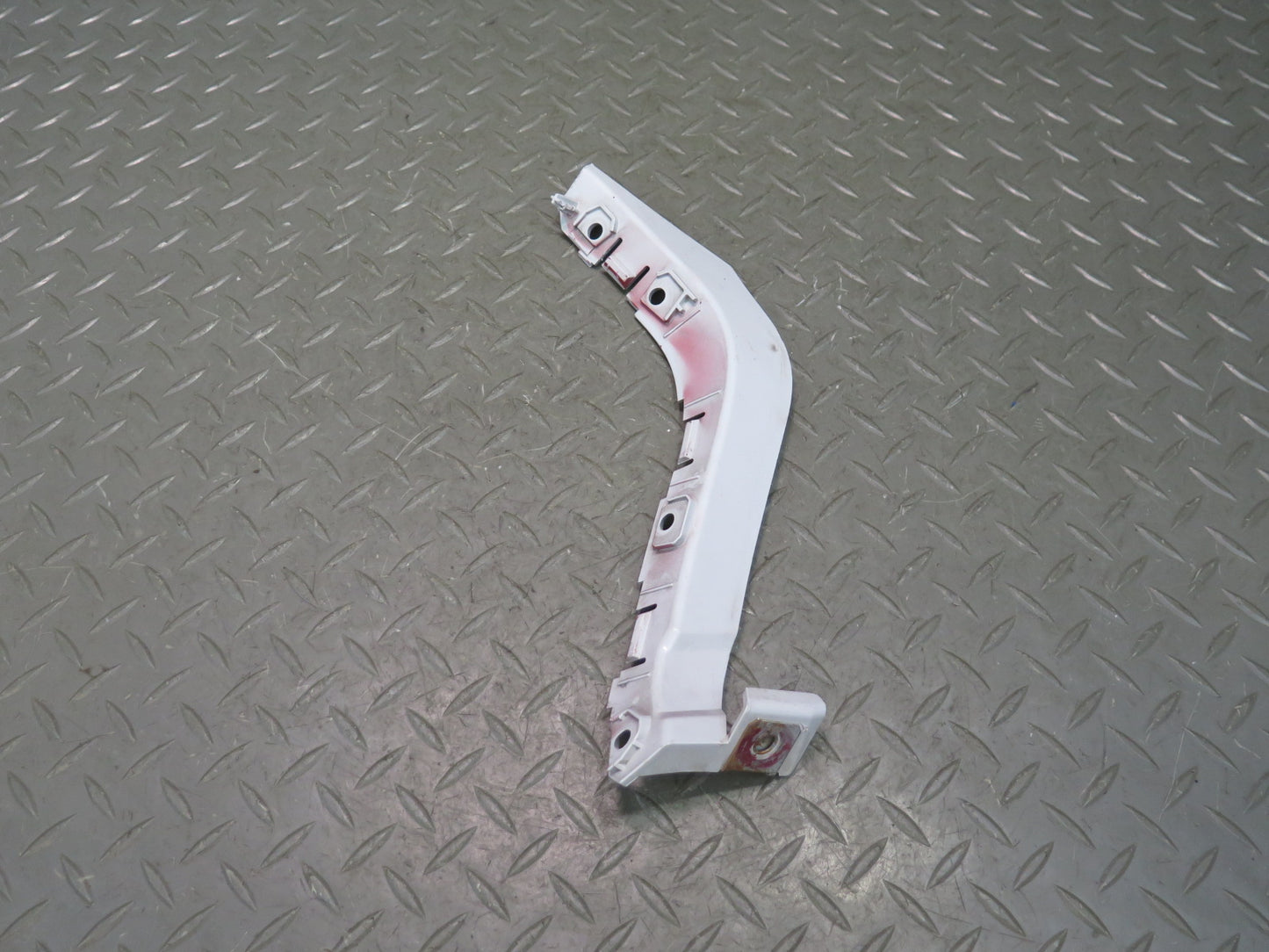 2012-2013 Range Rover Evoque L538 Rear Bumper Tail Light Bracket Support Set