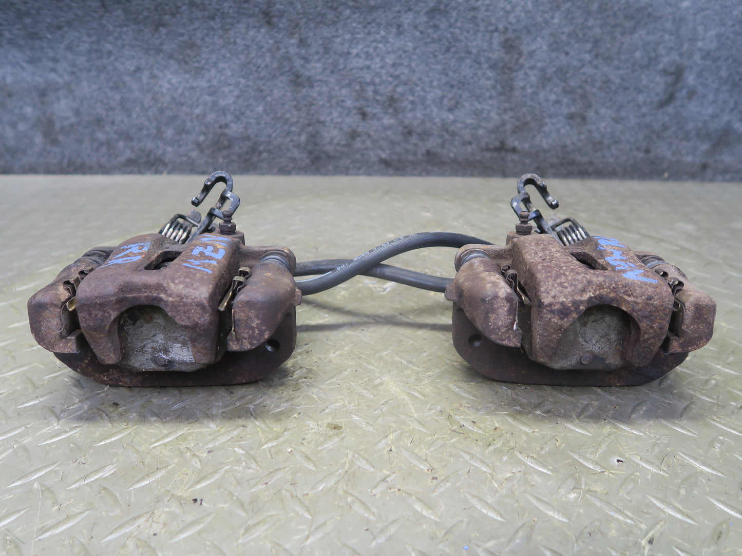 81-83 Datsun S130 280ZX Set of 2 Rear Left & Right Brake Caliper 80K Miles OEM