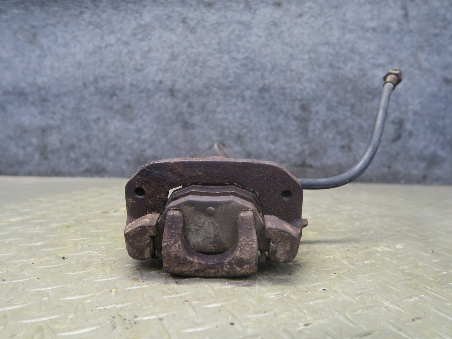 81-83 Datsun S130 280ZX Set of 2 Rear Left & Right Brake Caliper 80K Miles OEM